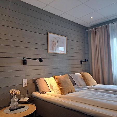 Lidköping Hotell Radhuset מראה חיצוני תמונה