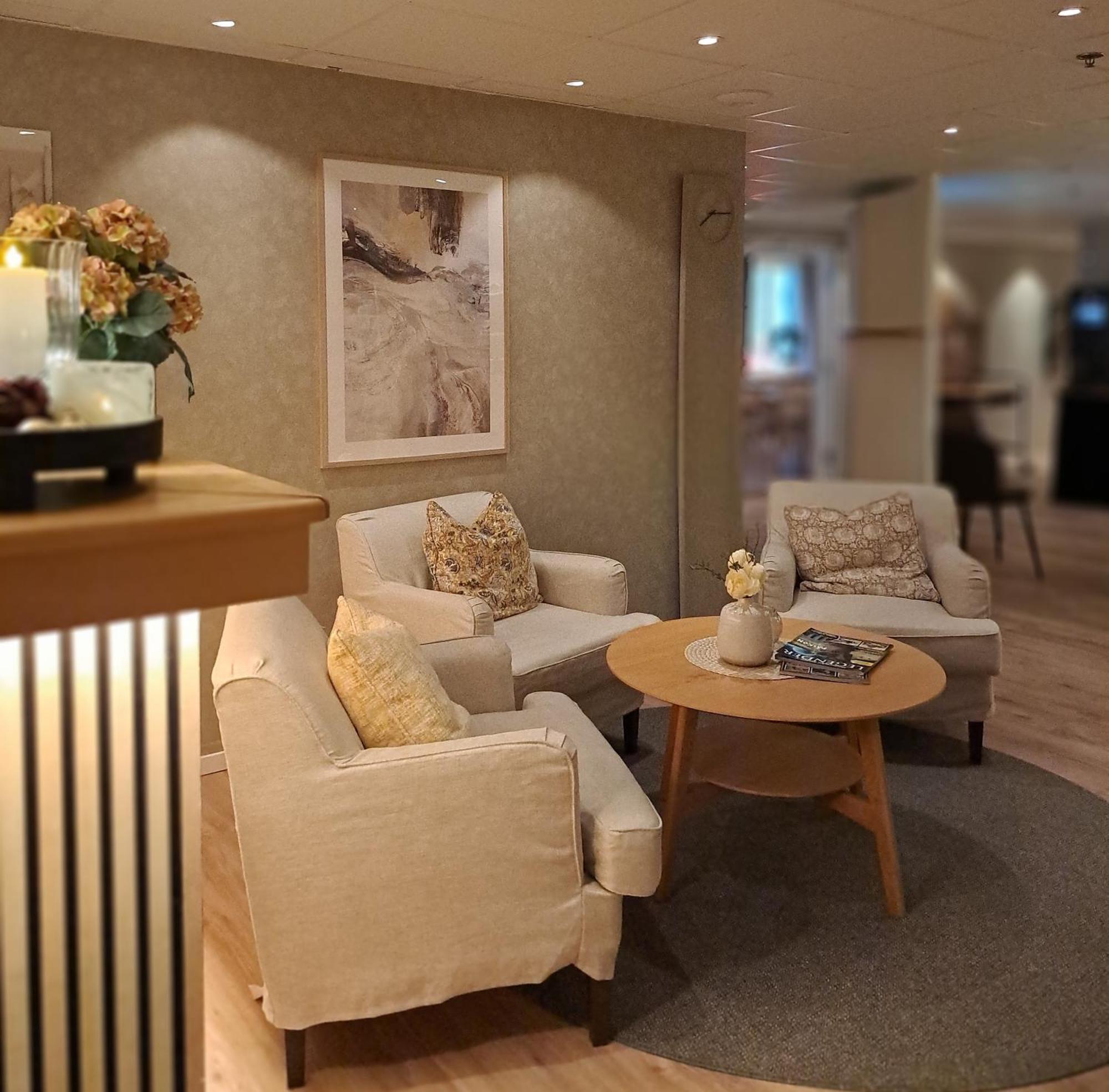 Lidköping Hotell Radhuset מראה חיצוני תמונה