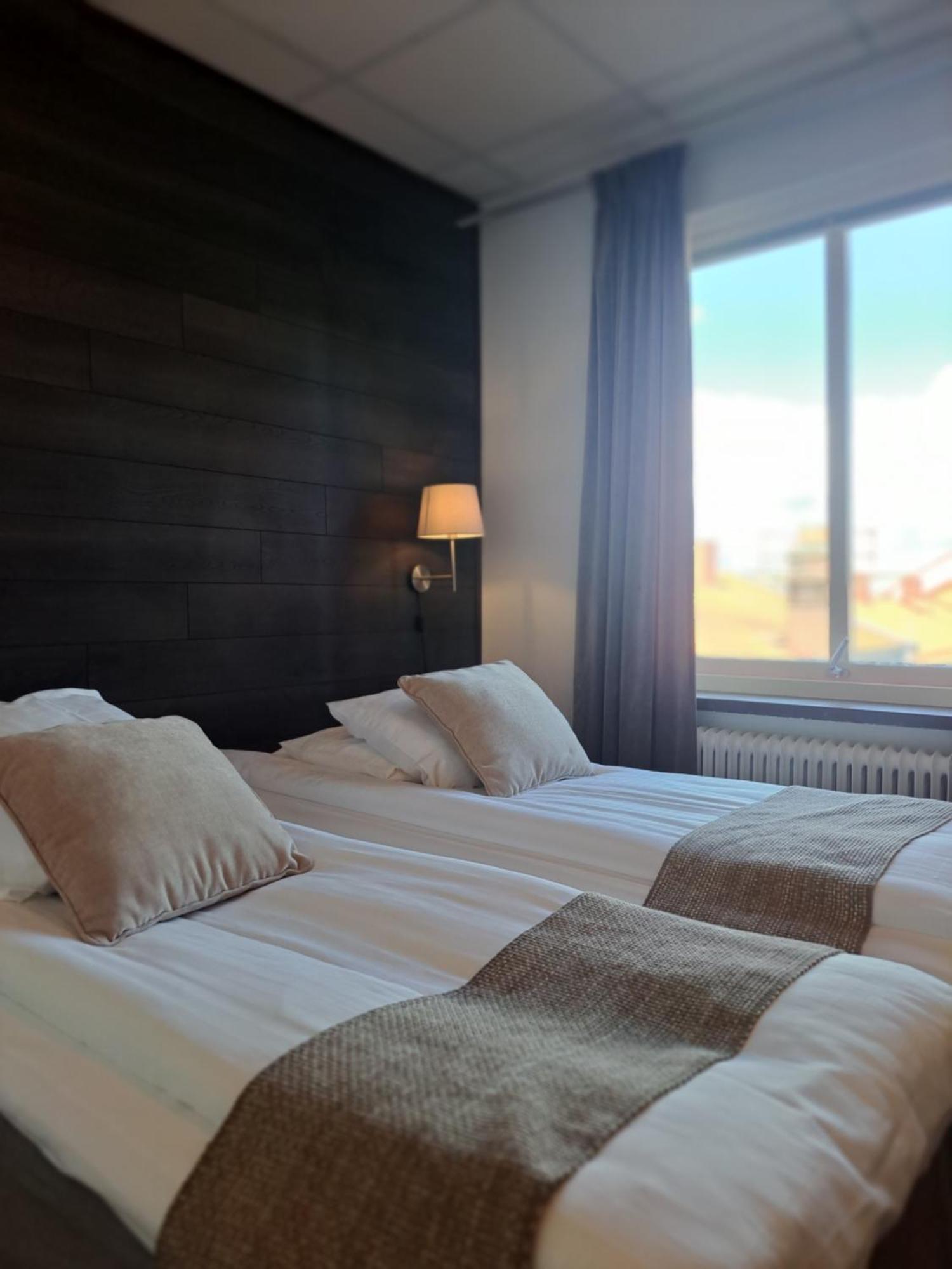 Lidköping Hotell Radhuset מראה חיצוני תמונה