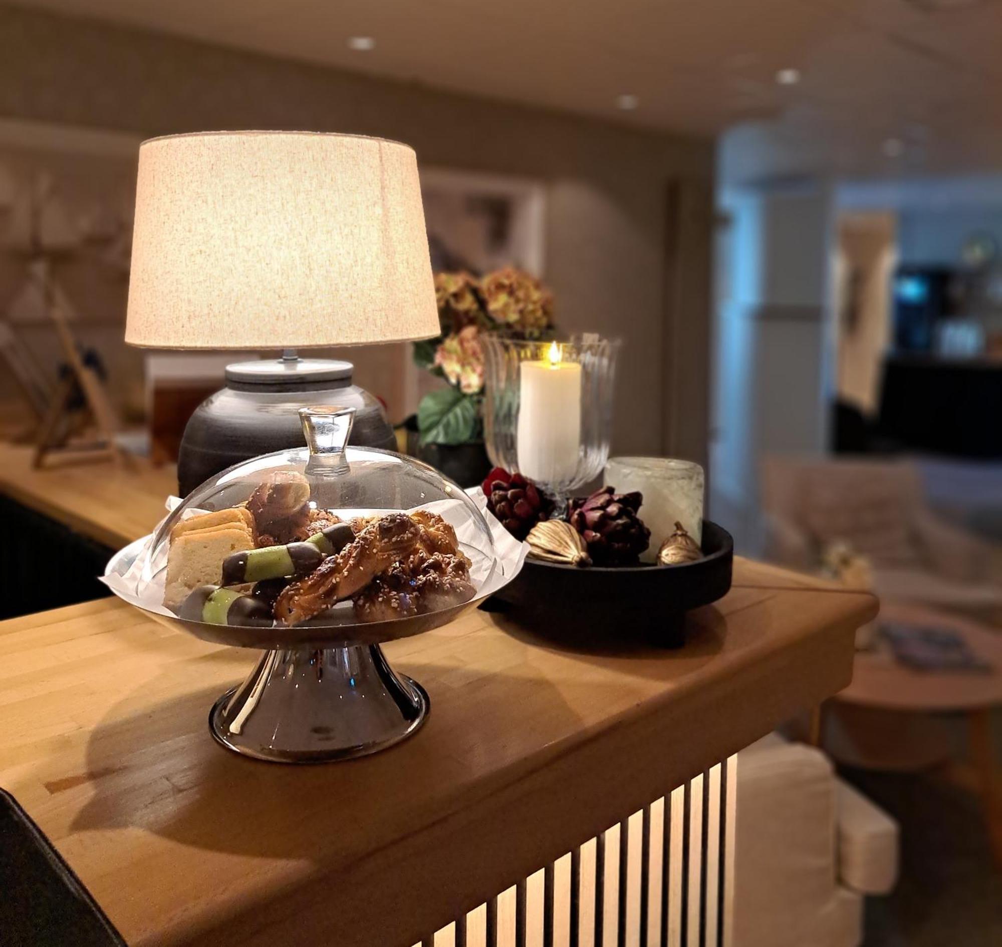 Lidköping Hotell Radhuset מראה חיצוני תמונה
